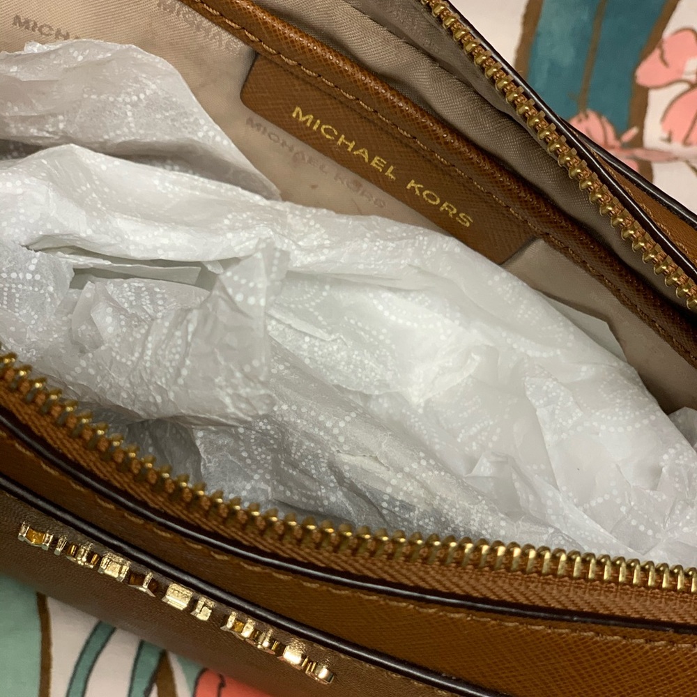 Tan Michael Kors  bag - Picture 6 of 7